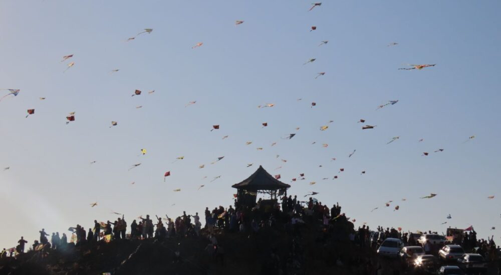 آسمان بوکان در تسخیر بادبادکها