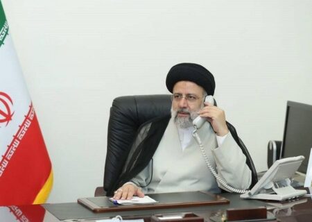 گفت‌وگوی تلفنی رئیسی با امام خامنه‌ای و مراجع تقلید