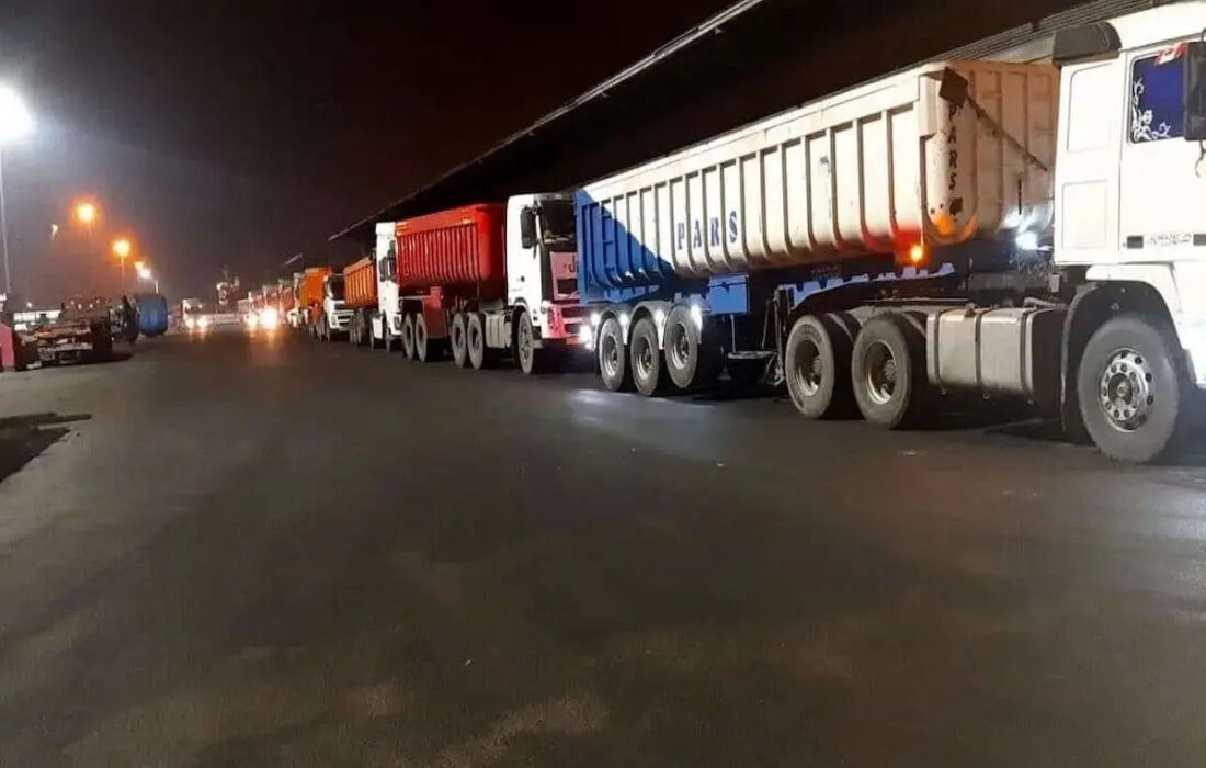 تردد ۱۶۴ هزار کامیون کالا از مرز تمرچین