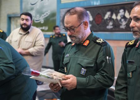 مراسم اهدای جهیزیه به نوعروسان نیازمند