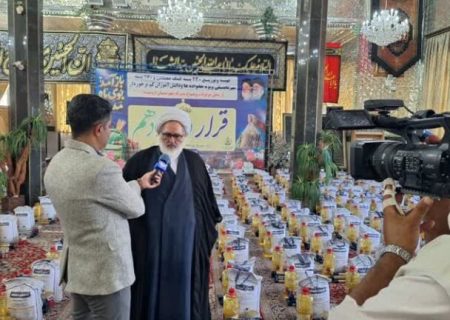 توزیع ۶۹۴ بسته تحصیلی در آذربایجان‌غربی