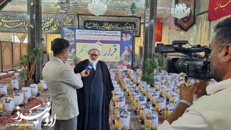 توزیع ۶۹۴ بسته تحصیلی در آذربایجان‌غربی