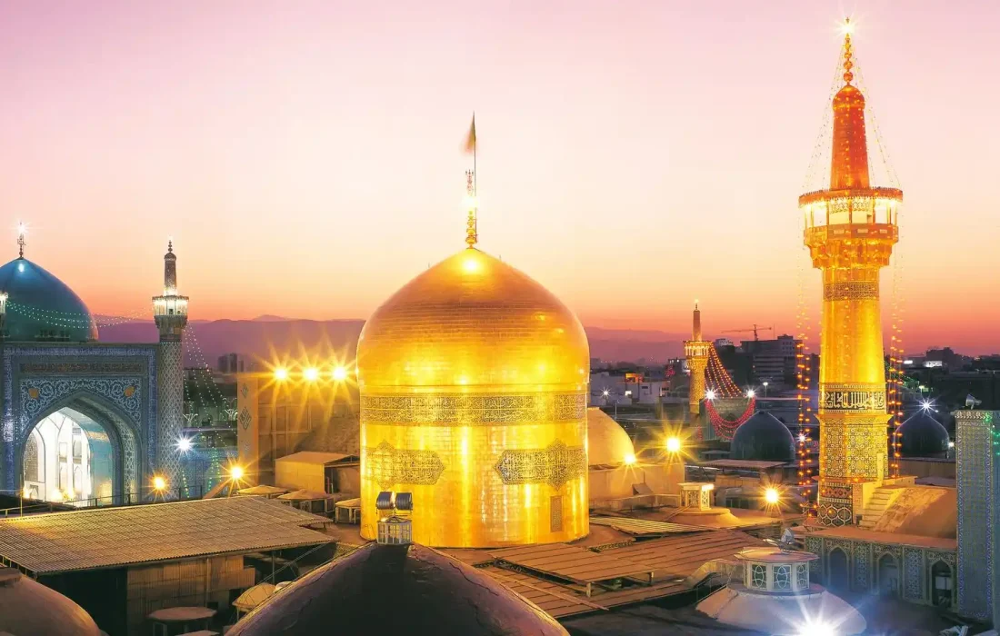 حرم امام رضا(ع) قبله‌گاه معنوی ملت ایران است