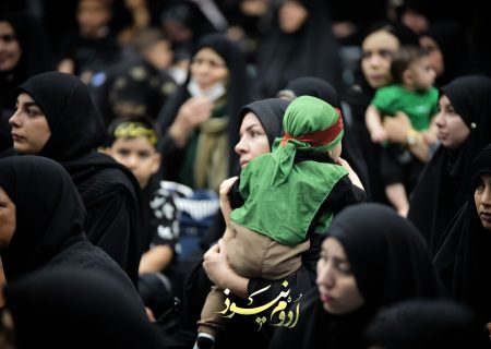 برگزاری مراسم شیرخوارگان حسینی با حضور مادران