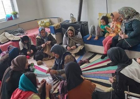 اقدام جهادی بانوی تکابی برای توانمندسازی زنان روستا