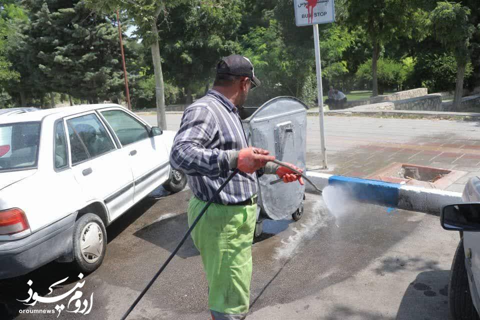 تشدید عملیات ویژه بهداشتی مخازن پسماند در ارومیه