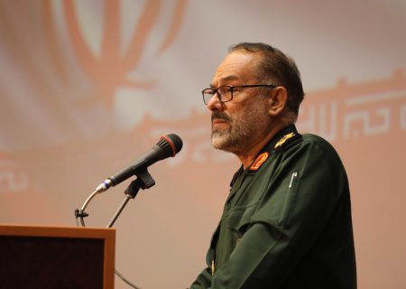 وحدت ملت ایران، دشمنان را ناکام کرد