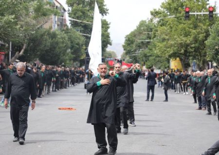 عزاداری مردم ارومیه در عاشورای حسینی