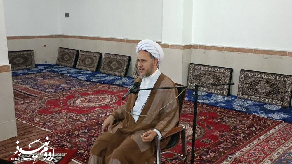 اربعین حسینی محور وحدت ملی است