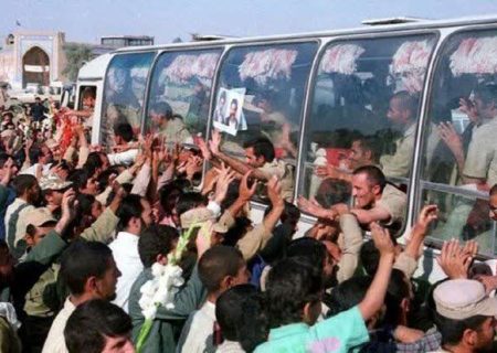 آزادگان پیام‌آوران صبر و استقامت