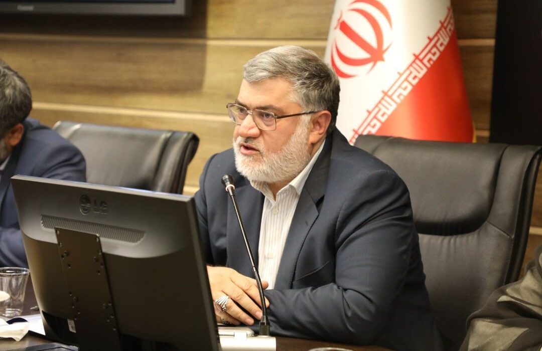 رها شدگی فضای مجازی معضل جامعه امروز است