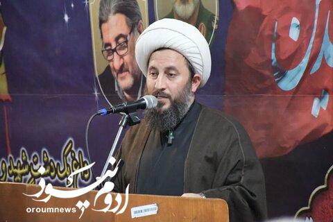 وحدت امت اسلامی رمز عبور از بحرانها است