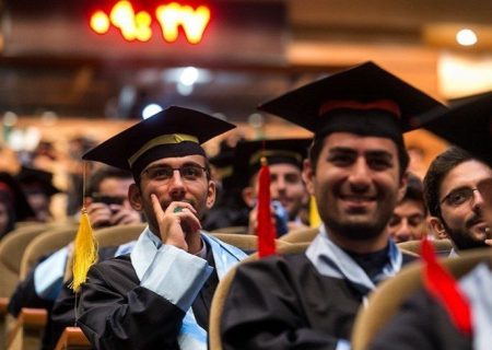دانشجویان سرمایه‌های ارزشمند و آینده‌ساز کشور هستند