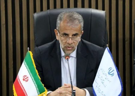 هیچ دانش‌آموزی نباید به‌خاطر مشکلات مالی محروم ‌شود