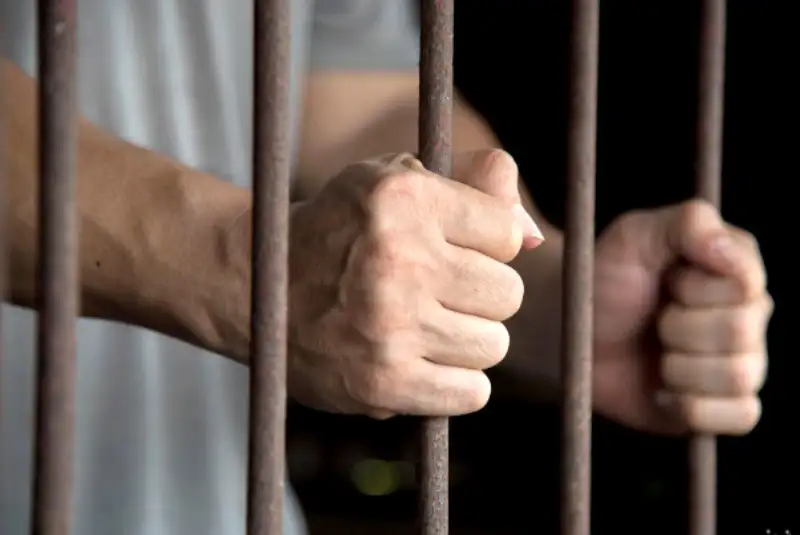 ۹۹۰ زندانی مالی در آذربایجان‌غربی چشم‌انتظار حمایت