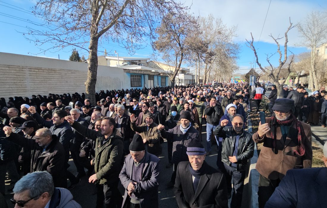 خیزش مردم خوی علیه اغتشاشگران