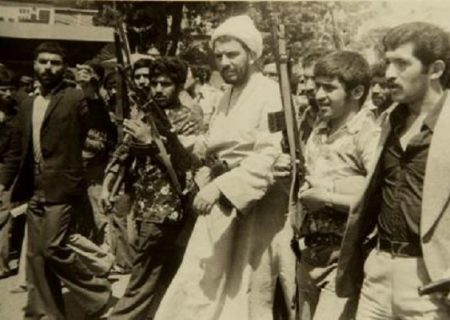 حماسه دوم بهمن نماد عزت مردم آذربایجان است