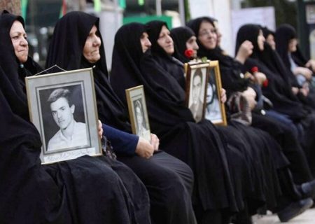 شهدا به روایت مادران و همسران شهدا