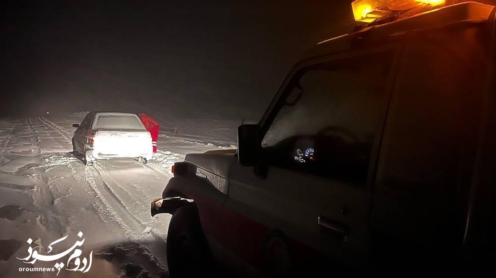 تیمهای امدادی هلالاحمر در آمادهباش کامل هستند