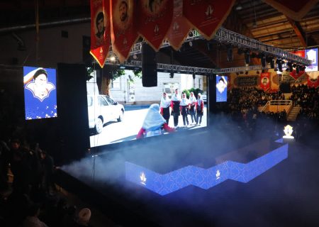 عهد جاودانهٔ دانش‌آموزان با شهدا