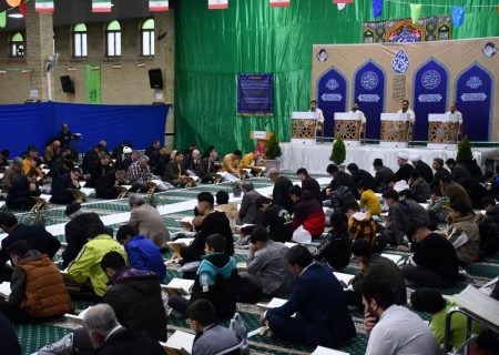 محفل رمضانی در مصلای خوی