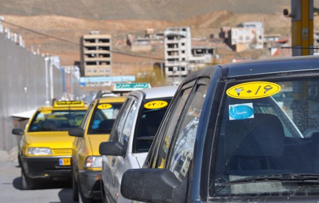 نارضایتی رانندگان مهابادی از نرخ کرایه تاکسی