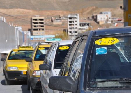 نارضایتی رانندگان مهابادی از نرخ کرایه تاکسی