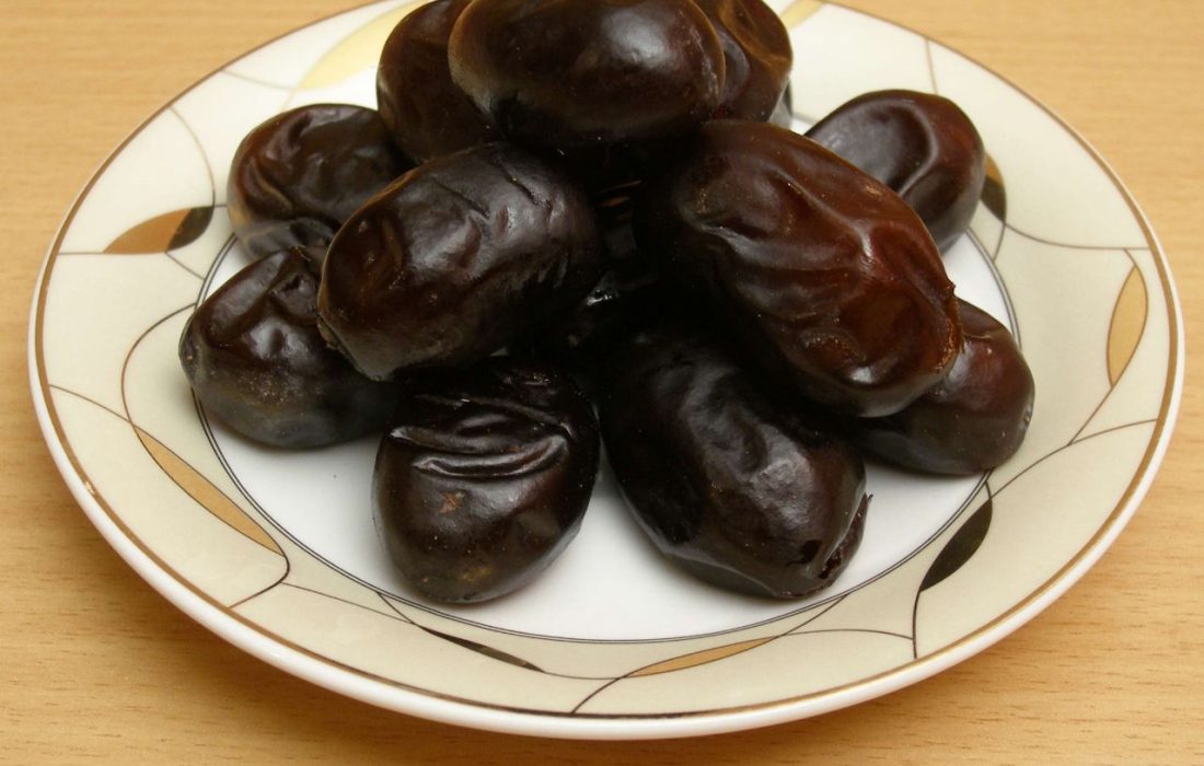 خرما با قیمت مصوب در آذربایجان‌غربی توزیع می‌شود