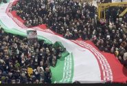 ملت ایران پای آرمان‌های انقلاب ایستادند