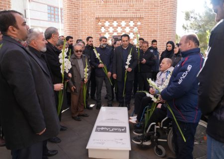 عهد جامعه ورزش آذربایجان‌غربی با شهدا