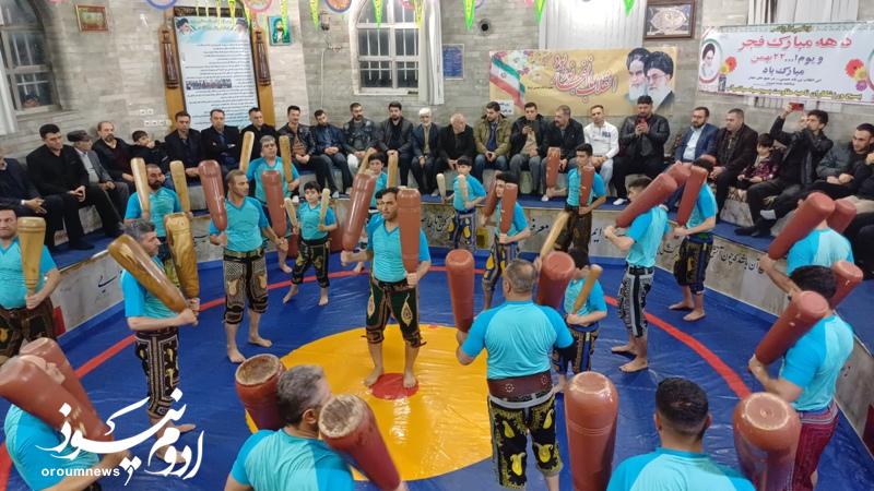 شور انقلابی در گودی زورخانه