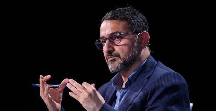 حضور مردم در خیابان مکمل نبرد میدان است