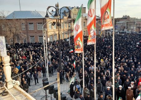 چهره‌ها داغدار، دل‌ها خشمگین