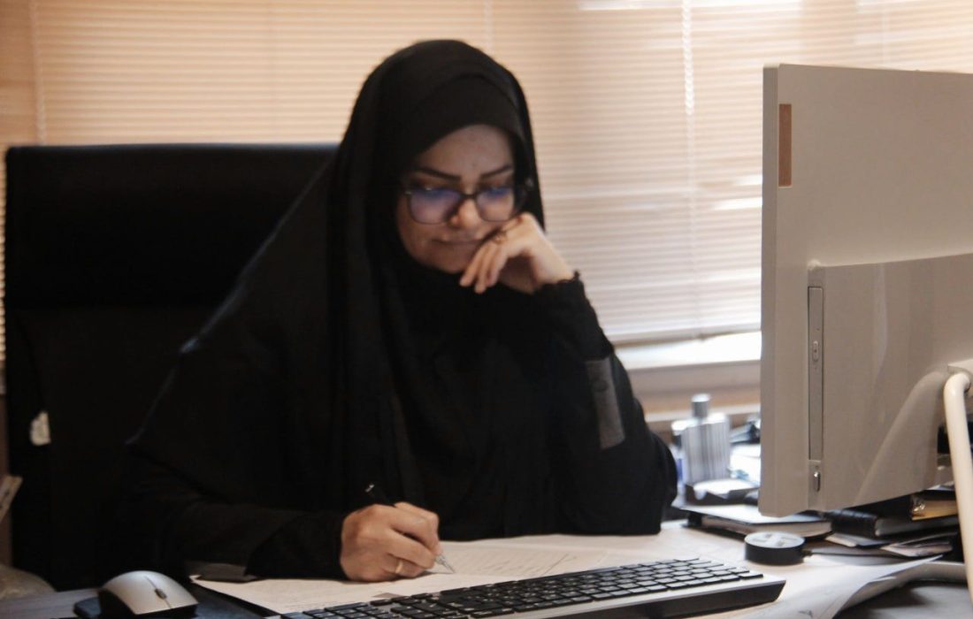 ایران ایستاده در غم