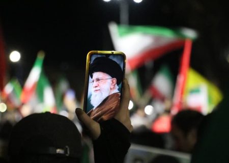 مردم ارومیه خونخواه امام شهید امت‌اند