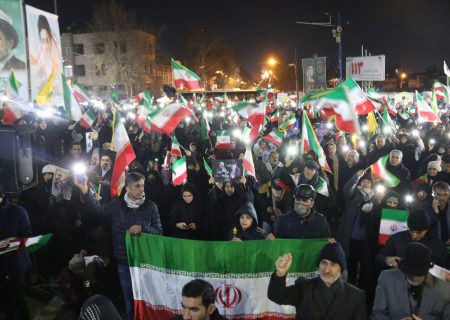 طوفان خشم ملت؛ استکبار در آتش انتقام