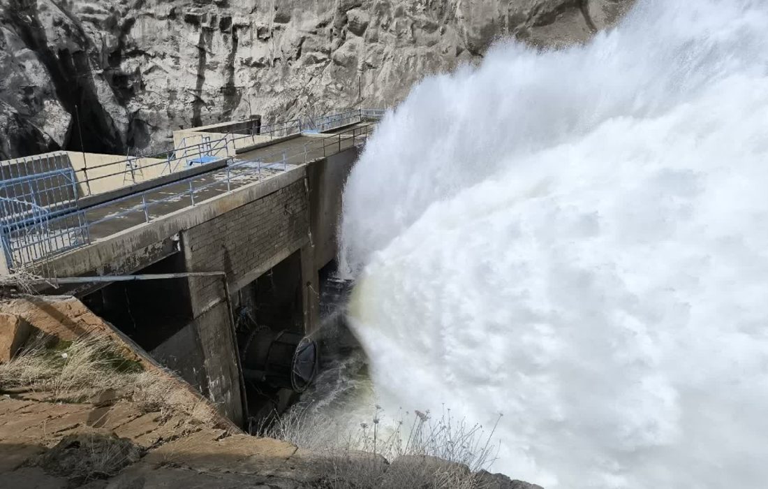 آغاز رهاسازی آب سد بوکان به دریاچه ارومیه