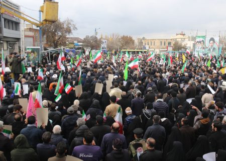 بیعت بی‌نظیر مردم ارومیه با رهبر انقلاب