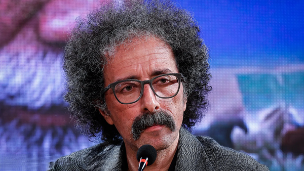 برای افرادی که پشت وطن نایستادند