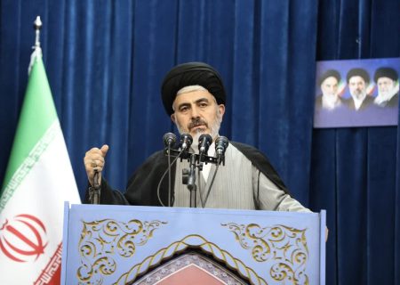 حضور مردم در خیابان‌ها تقویت‌کننده جبهه دیپلماسی است