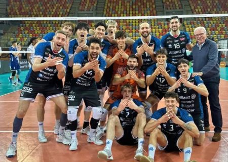 سرمربی ایران در اروپا قهرمان شد