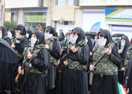 حضور حماسی بانوان ارومیه‌ای در رزمایش جان‌فدا
