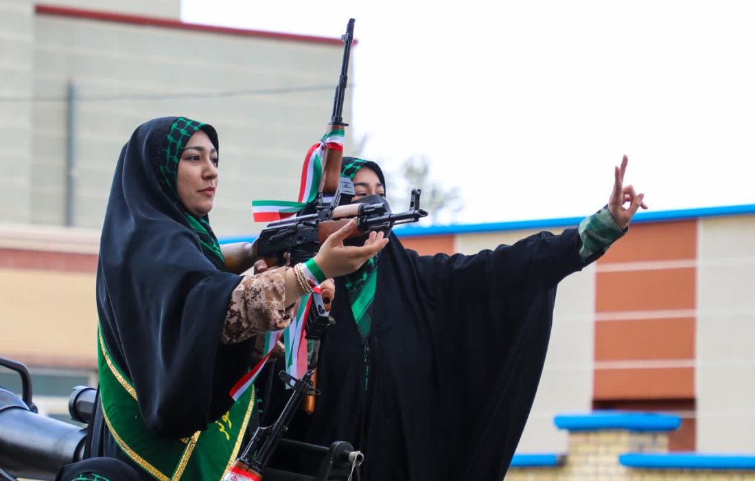 اجتماع دختران جان‌فدای ایران در خوی