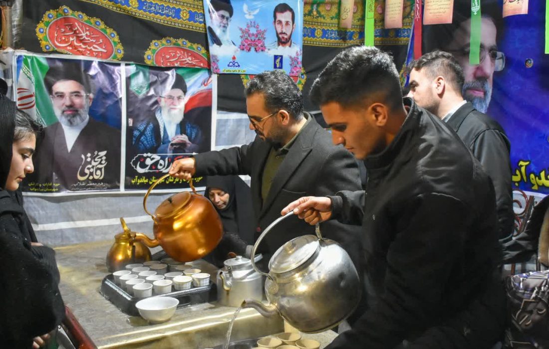 علم‌داران خدمت در سنگر خیابان