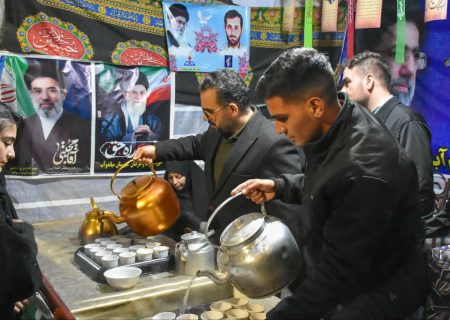 علم‌داران خدمت در سنگر خیابان
