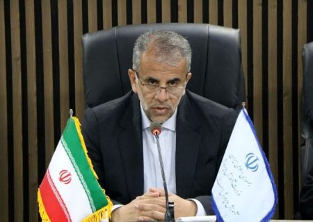 معلمان در خط مقدم جهاد تبیین هستند