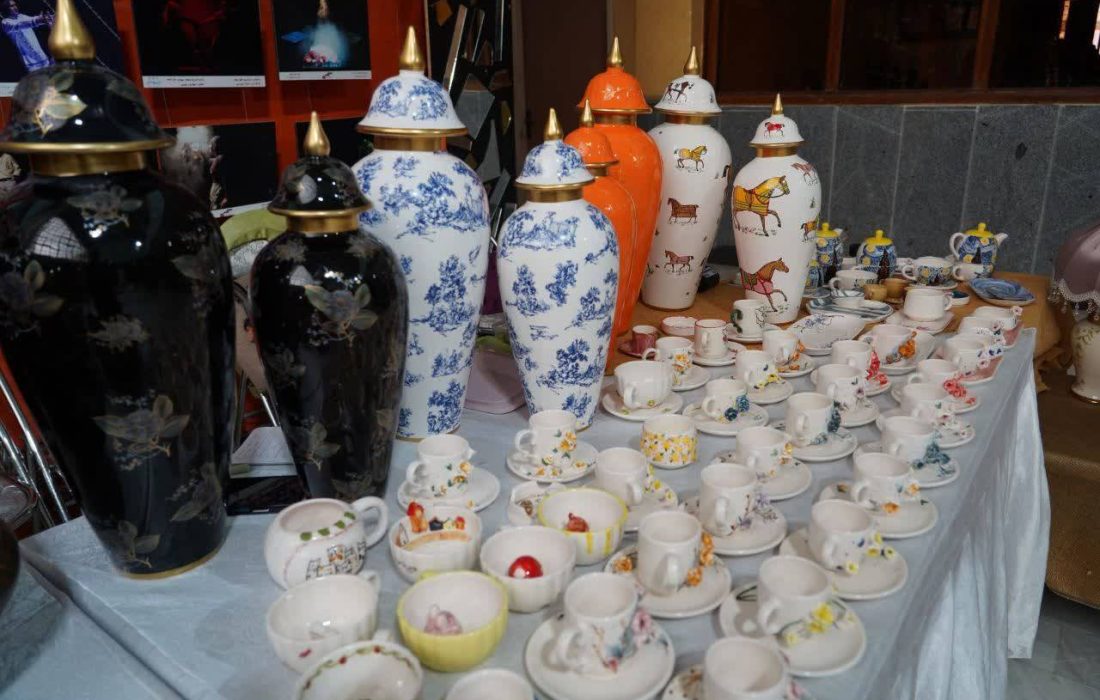 فرهنگسرای آپادانا میزبان محصولات خانگی و صنایع‌دستی شد