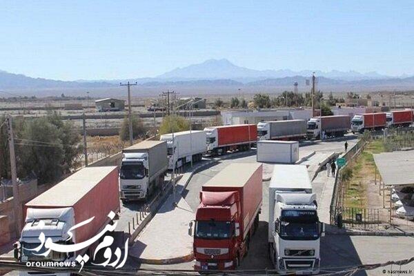 تردد مرزی آذربایجانغربی بدون هیچ اختلالی ادامه دارد