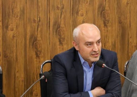 اختلاف نهادهای دولتی دلیل تأخیر پرداخت حقوق است