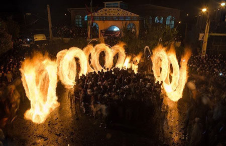 «پولکهگردانی» در شب تاسوعا